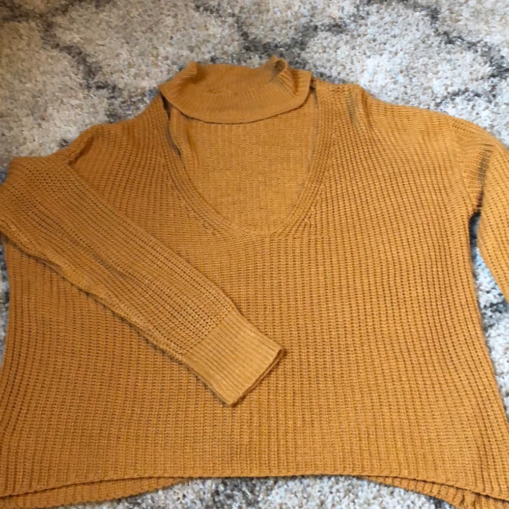 Women’s Knit Sweater M